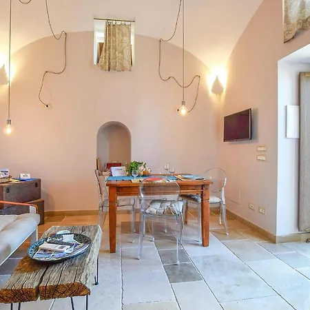 1 Bedroom Cozy In Massa Lubrense